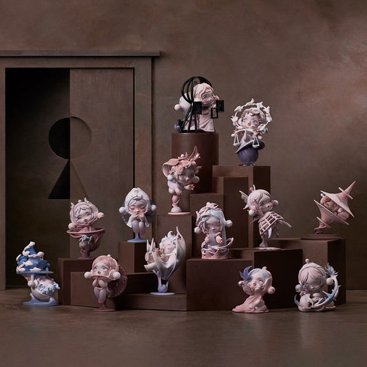 POP MART SKULLPANDA The Paradox Figures Series Blind Box