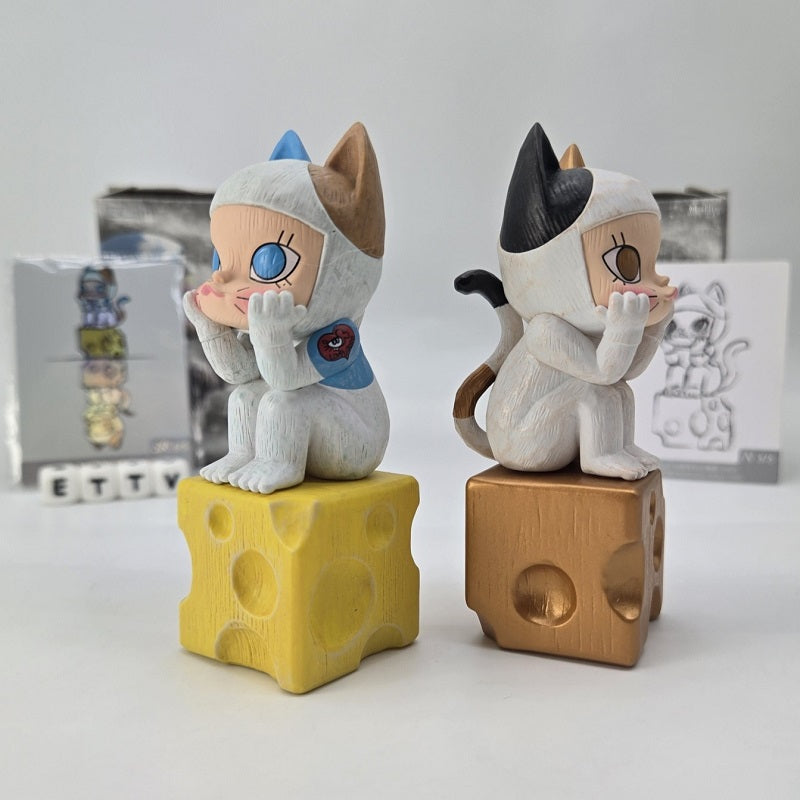 POPMART Molly Anniversary Statues Classical Retro (2020) 2pc – Artist Signed