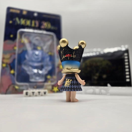 POPMART MEGA Royal Molly 100% 20th Anniversary VIP Set - Artist Signed