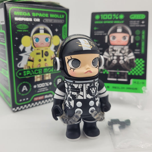 ETTV POPMART MEGA Space Molly 100% Series 2 (Meilin Panda)-Hand Signed by Artist