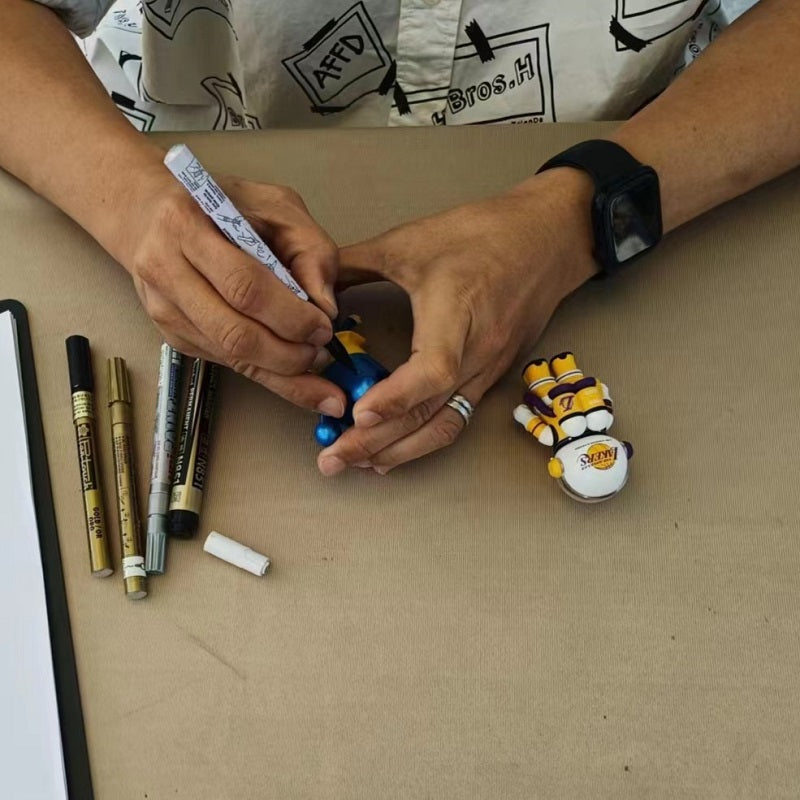 POPMART Signed Mega Space Molly Lakers 100% Blister Pack at PTS Beijing by Artist Kenny