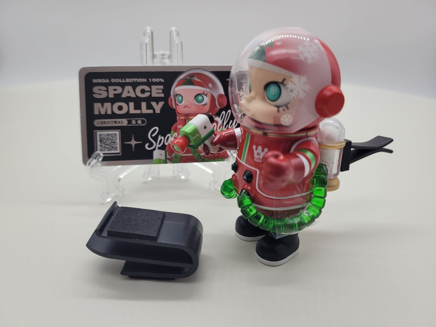 PopMart 100% Space Molly with Air Vent Clips + Tesla Bracket