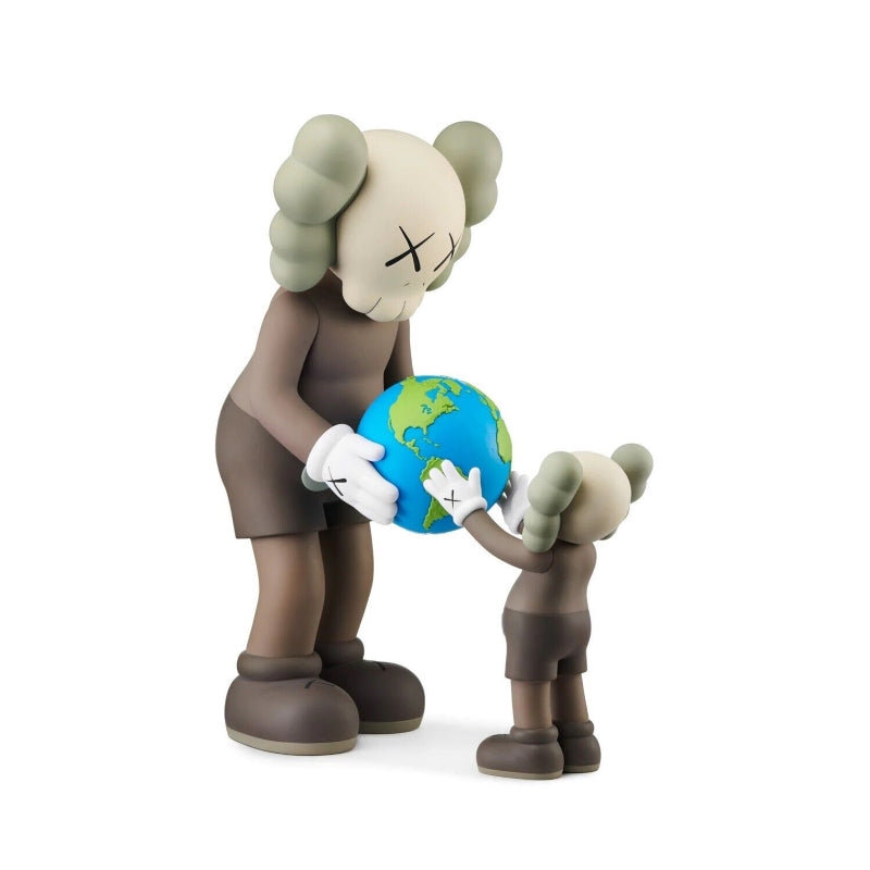 ETTV KAWS THE PROMISE Vinyl Figure Brown