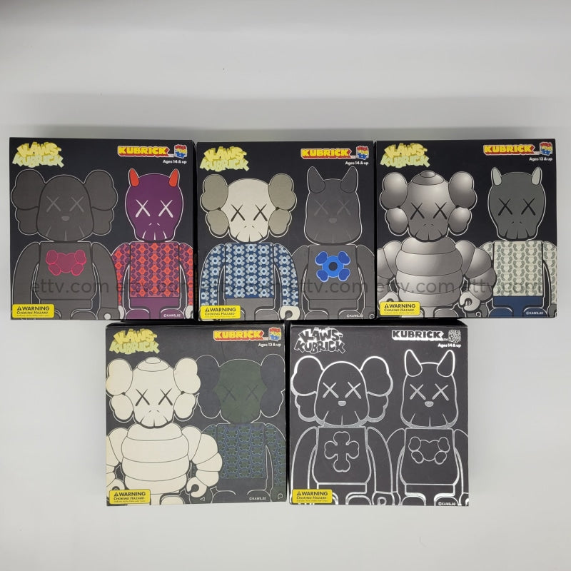 Ettv Kaws Kubrick Bus Stop (2002) - Complete Sets 1-5 By Medicom Toy Bearbrick Designer Toys