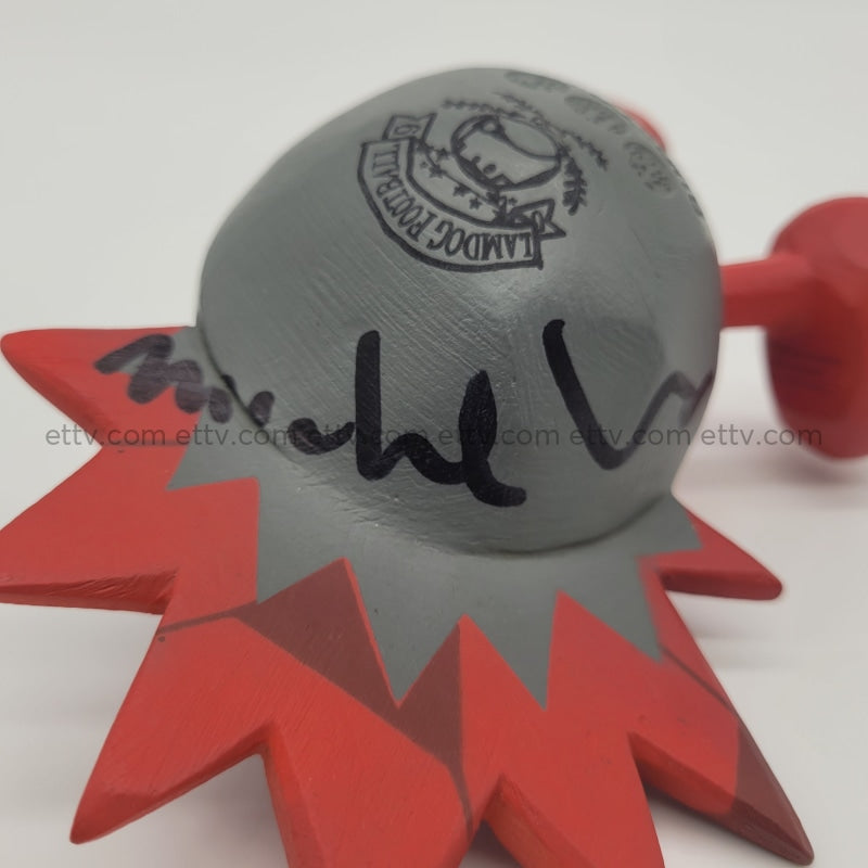 Ettv Michael Lau Crazysmiles 2005 Lamdog Football 09 Lamball Signed (Red) Art Toys