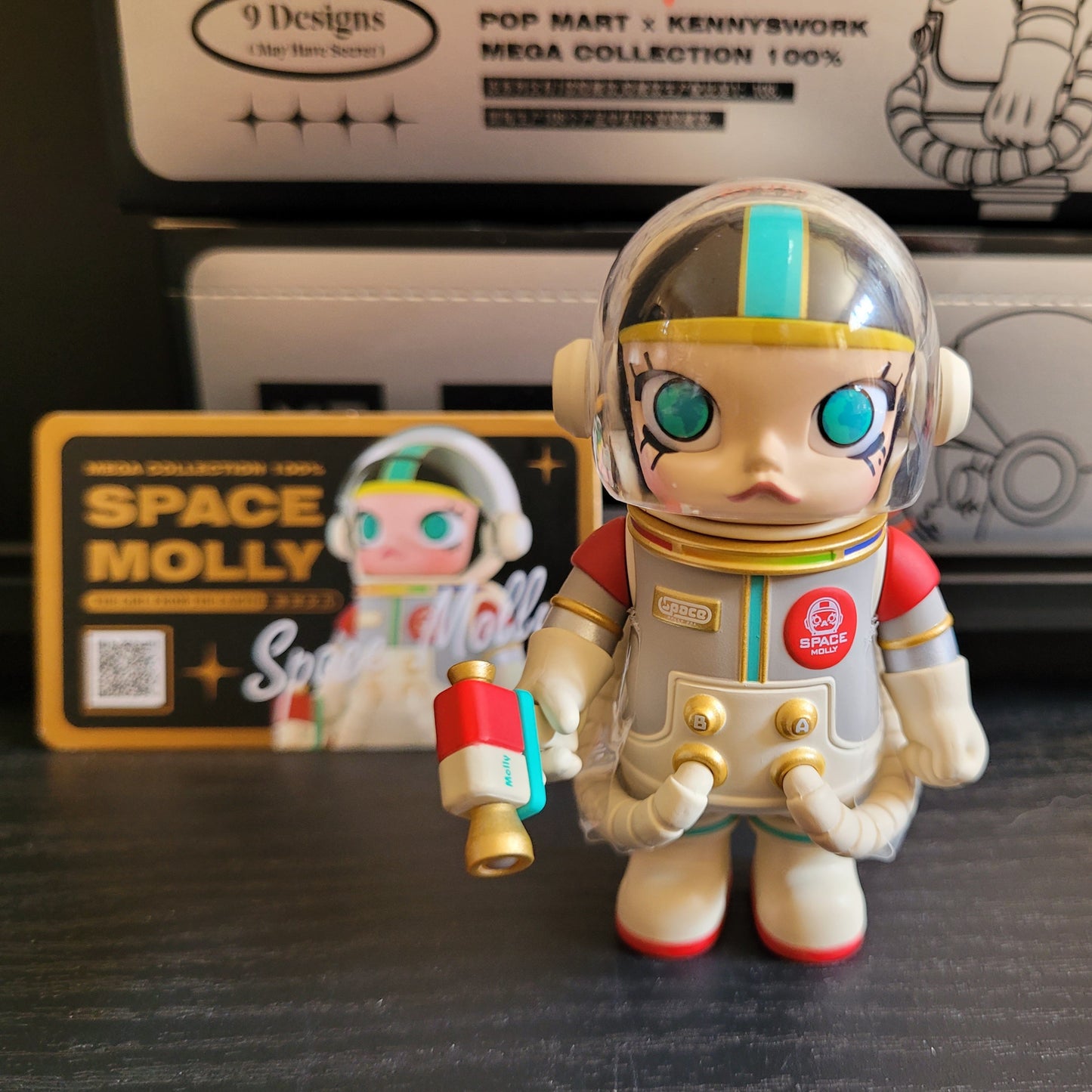 POPMART KENNYSWORK Mega Collection 100% Space Molly (#10 Earth Daughter) Secret Chase
