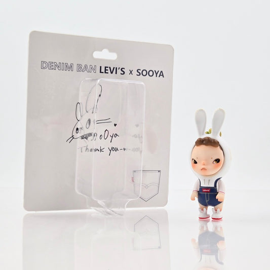SOOYA Denim Ban Levi's Signed & Remarque by Kim Sooya