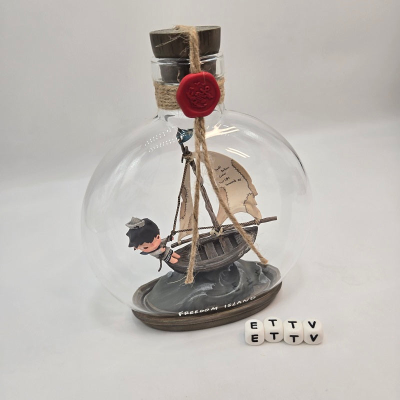 POPMART Hirono Freedom Island Drift Bottle Ornament w/ COA # (LE 899) NEW