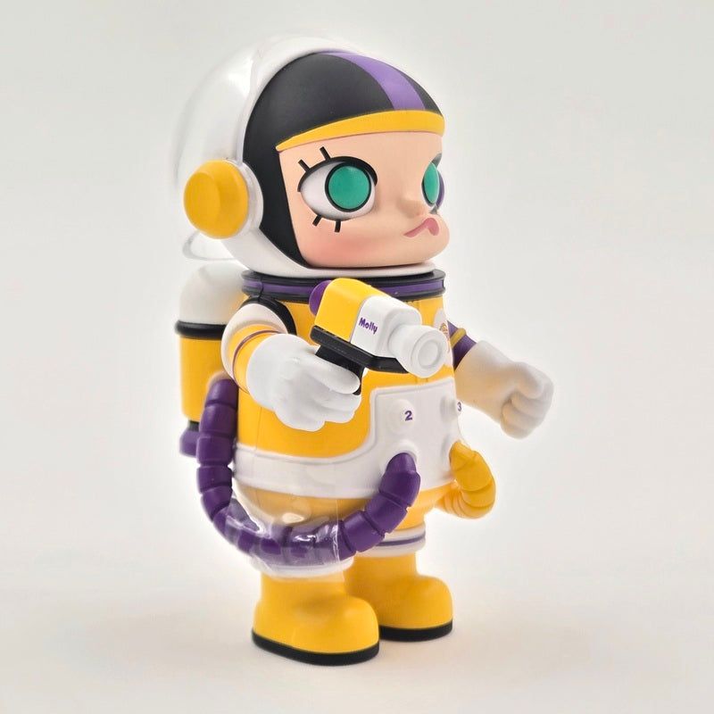 POPMART MEGA SPACE MOLLY Lakers NBA 100% Signed Kenny Wong PTS Beijing w/ COA