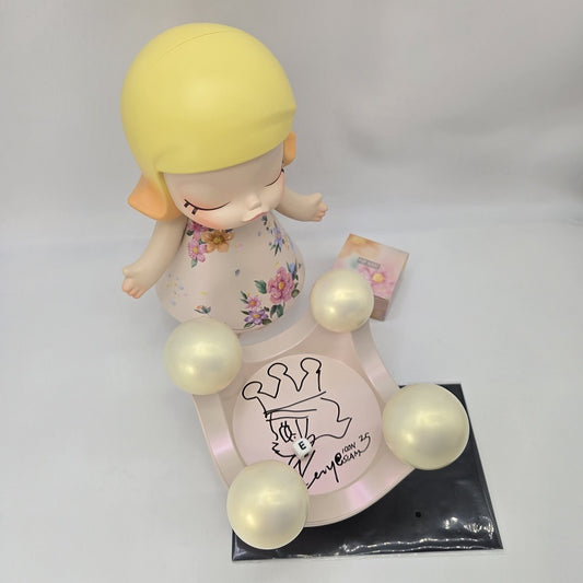 POPMART MEGA ROYAL MOLLY 400% Velvet Flowers (ICONSIAM) Sketch + Signed
