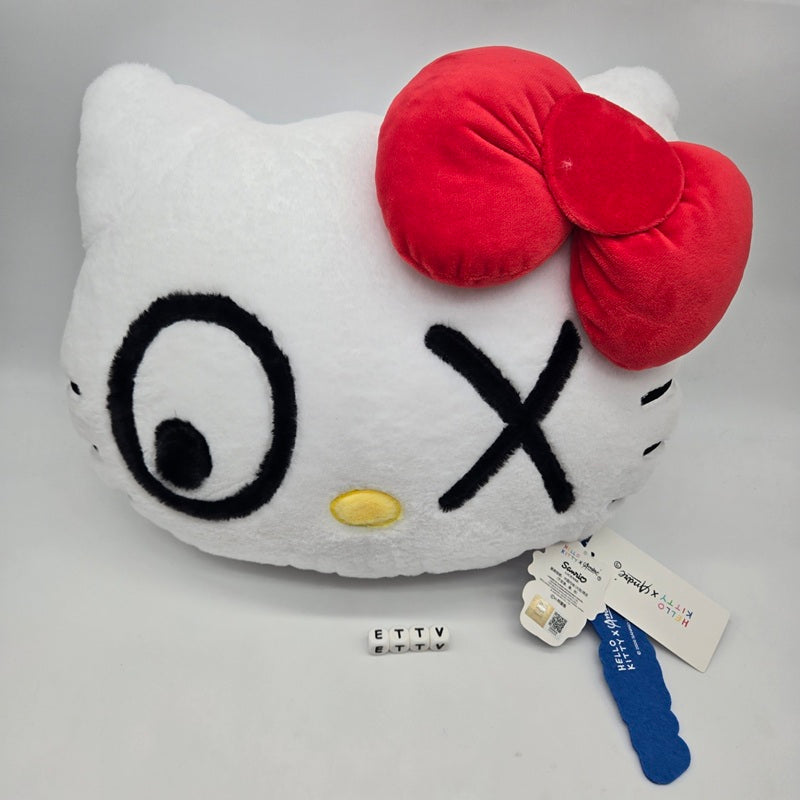 Sanrio Miniso Hello Kitty Andre Saraiva Head Pillow Blanket China Exclusive, NEW