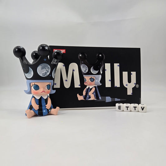 POPMART Molly Star Moon Crown Figurine – Sketch & Signed