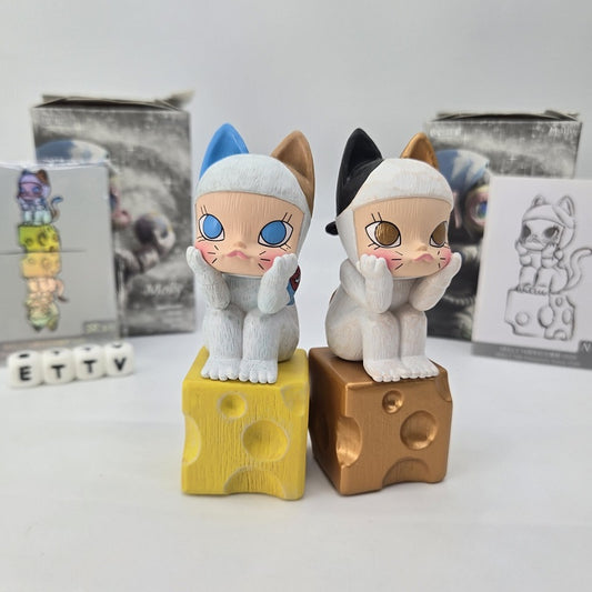 POPMART Molly Anniversary Statues Classical Retro (2020) 2pc – Artist Signed