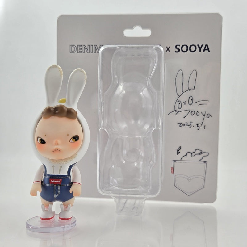 キャラクターグッズ Levi's x SOOYA デニム フィギュア