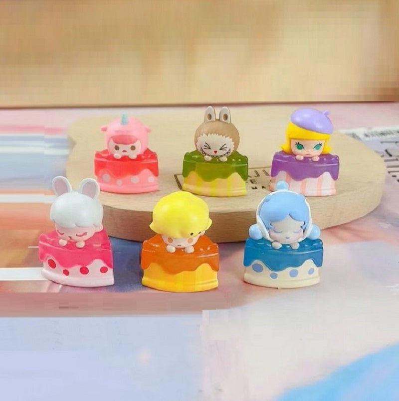 POPMART Mini Berry Cake Slice Series 2 (Skullpanda, Dimoo, Molly, Zimomo, Pucky, Bunny) 6pc, Set