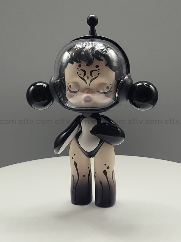 Ettv Popmart Skullpanda Baby Penguin Signed By Artist Xiongmiao (Rare Edition Of 499) 1Pc Art Toys